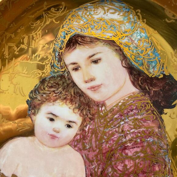 Vtg Edna Hibel And Unto Us a Child is Given Porcelain Plate 1994 Wood Frame - Picture 4 of 14